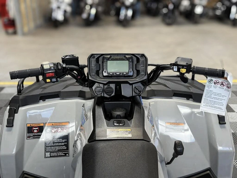 2026 Polaris Sportsman 570 Eps Ghost Gray alt