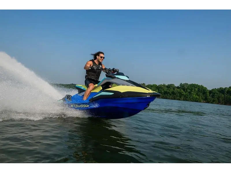 Yamaha JetBlaster PRO 3-UP 2026