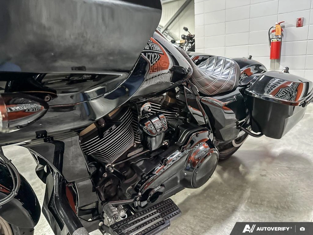 2023 Harley-davidson Road Glide St alt