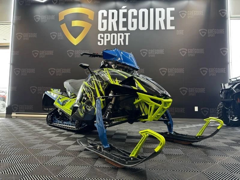Arctic Cat Riot 8000 Qs3 146 2020 alt