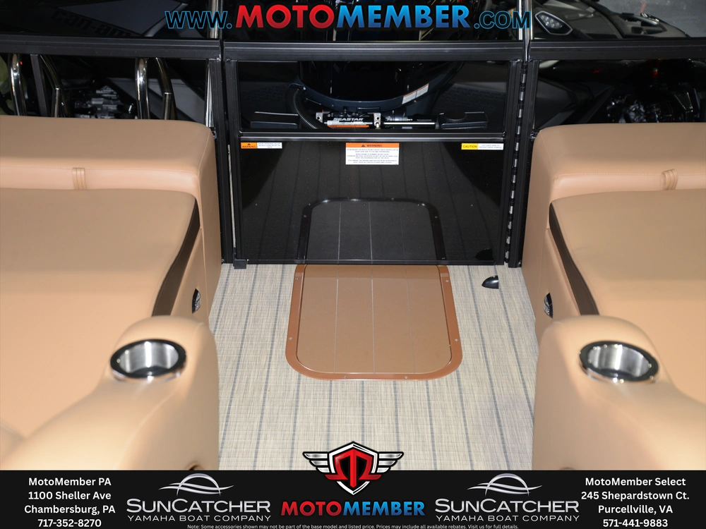 2025 Suncatcher Fusion 324ss alt