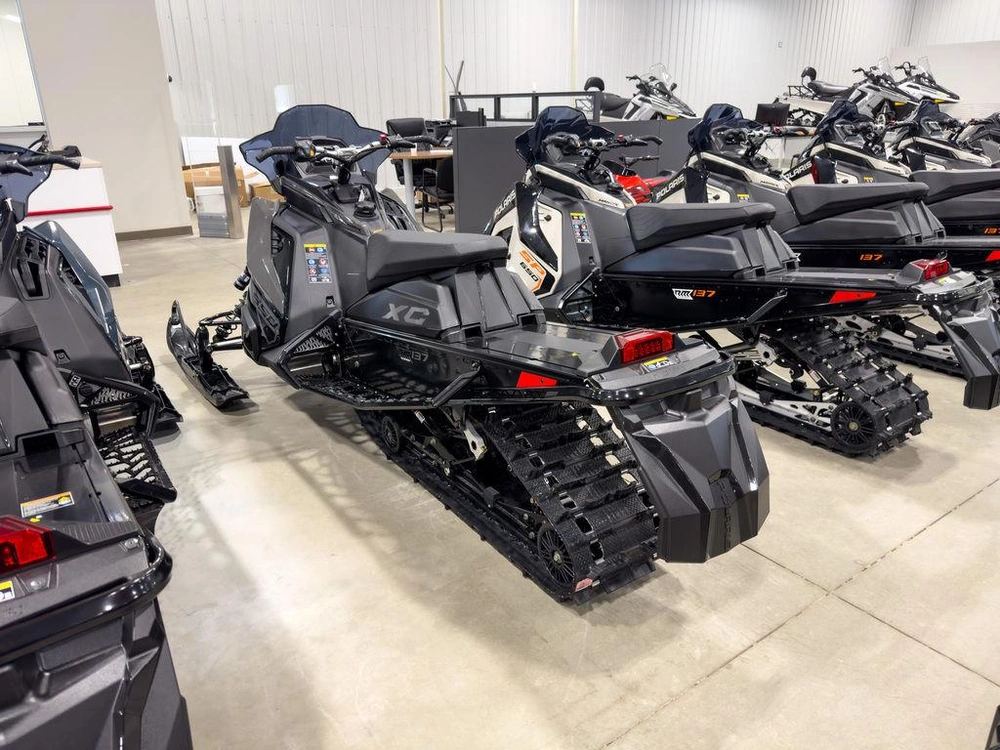 2024 Polaris 850 Indy Xc 137 alt