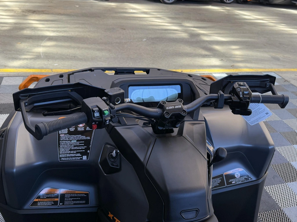 2026 Can-am 2026 Can-am Outlander Max Xt-p 1000r Mineral Grey & Orange Crush alt