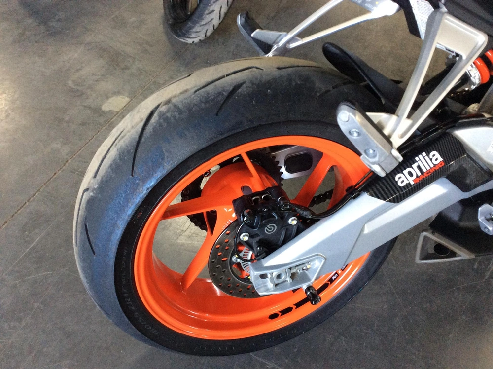 Aprilia Tuono 660 2021 alt