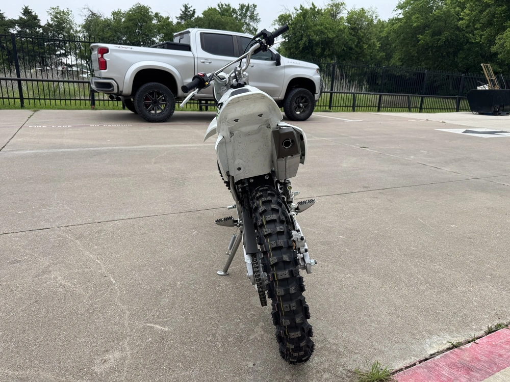 2026 Kawasaki Klx® 140r L alt