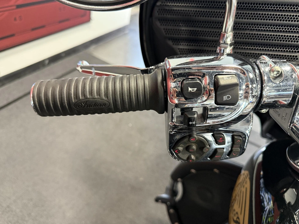 2014 Indian Motorcycle Chieftain, Thunder Black, 49st Base alt