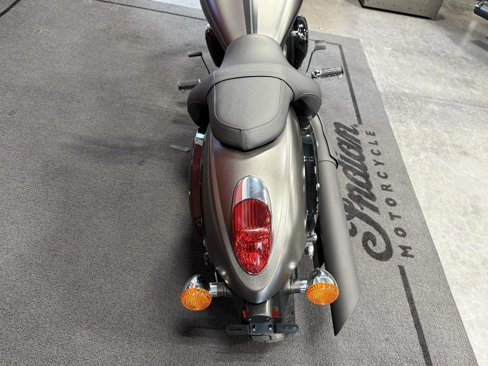 2024 Kawasaki Vulcan® 900 Custom alt