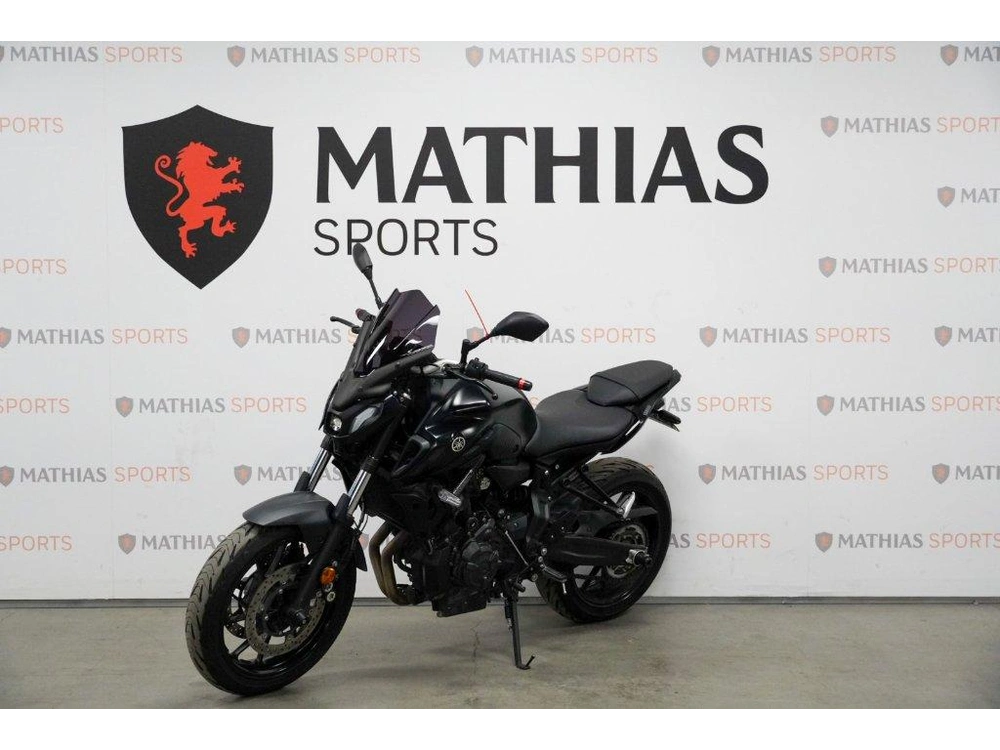 2021 Yamaha Mt-07 alt