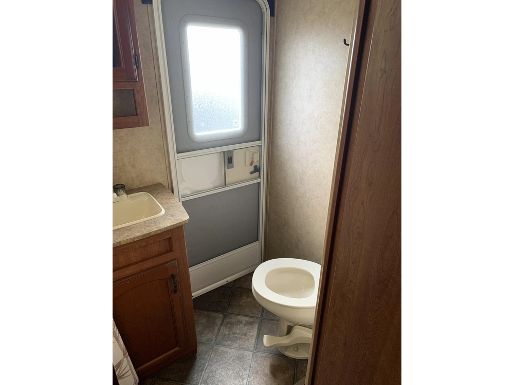 Dutchmen Denali 311bh 2012 alt