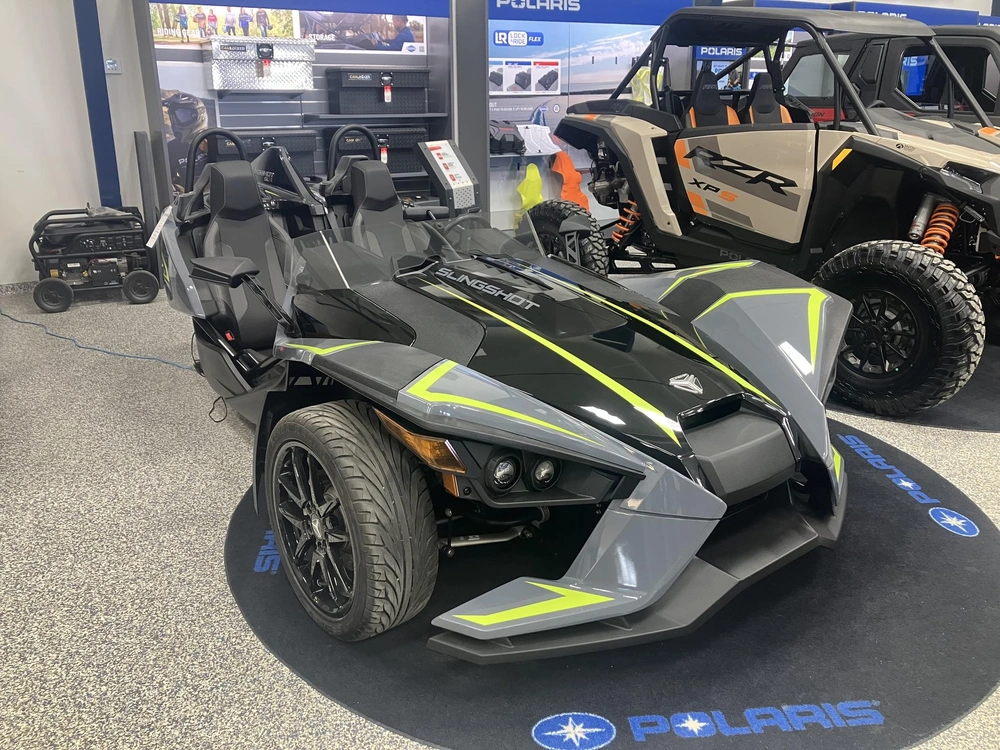 2023 Polaris Slingshot Slr alt