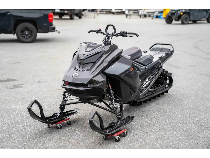 Ski-Doo Summit Expert 154 3" 850 Turbo R Shot Start (New Motor at 2000 KM) - Black 2022