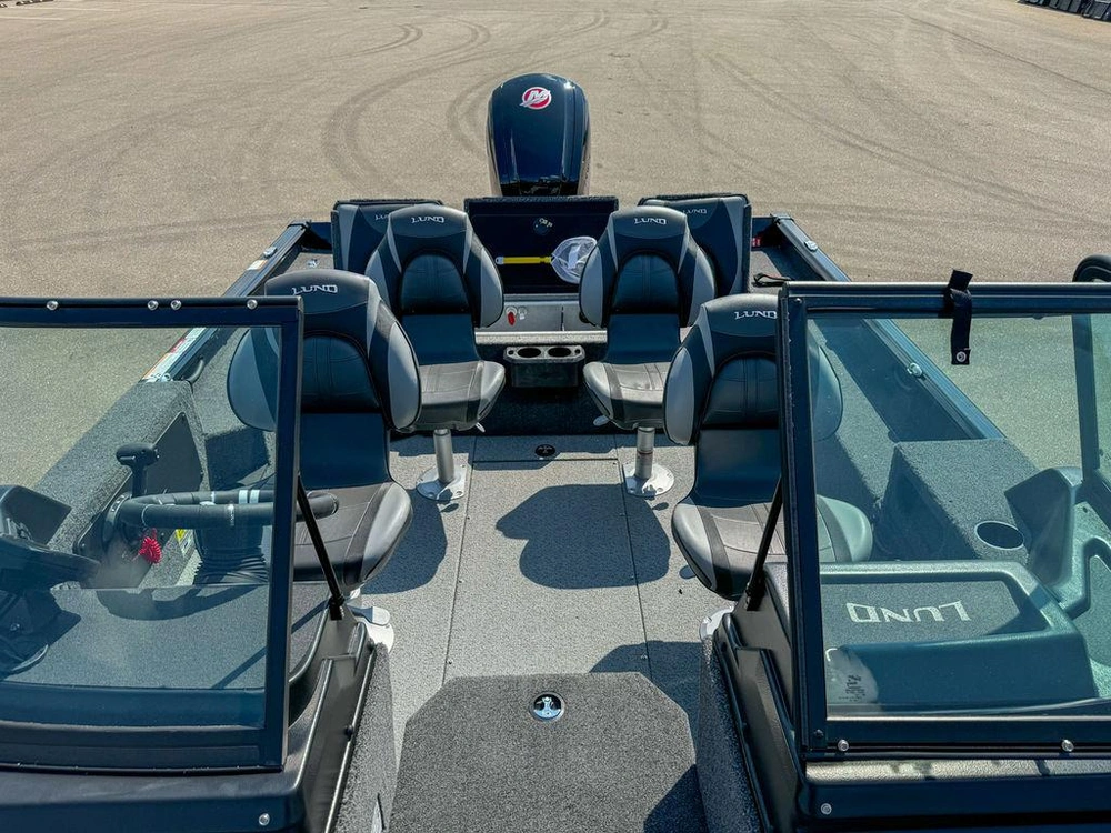 2025 Lund Boat Co 1775 Impact Xs alt