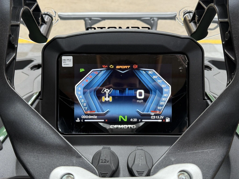 2026 Cfmoto Cforce 1000 Overland alt