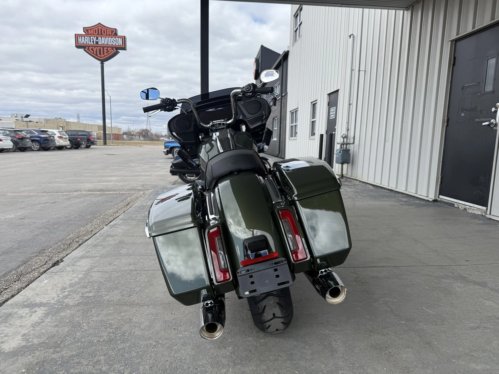 2026 Harley-davidson Road Glide alt