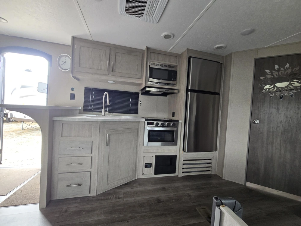 Coachmen Catalina 243rbs 2022 alt