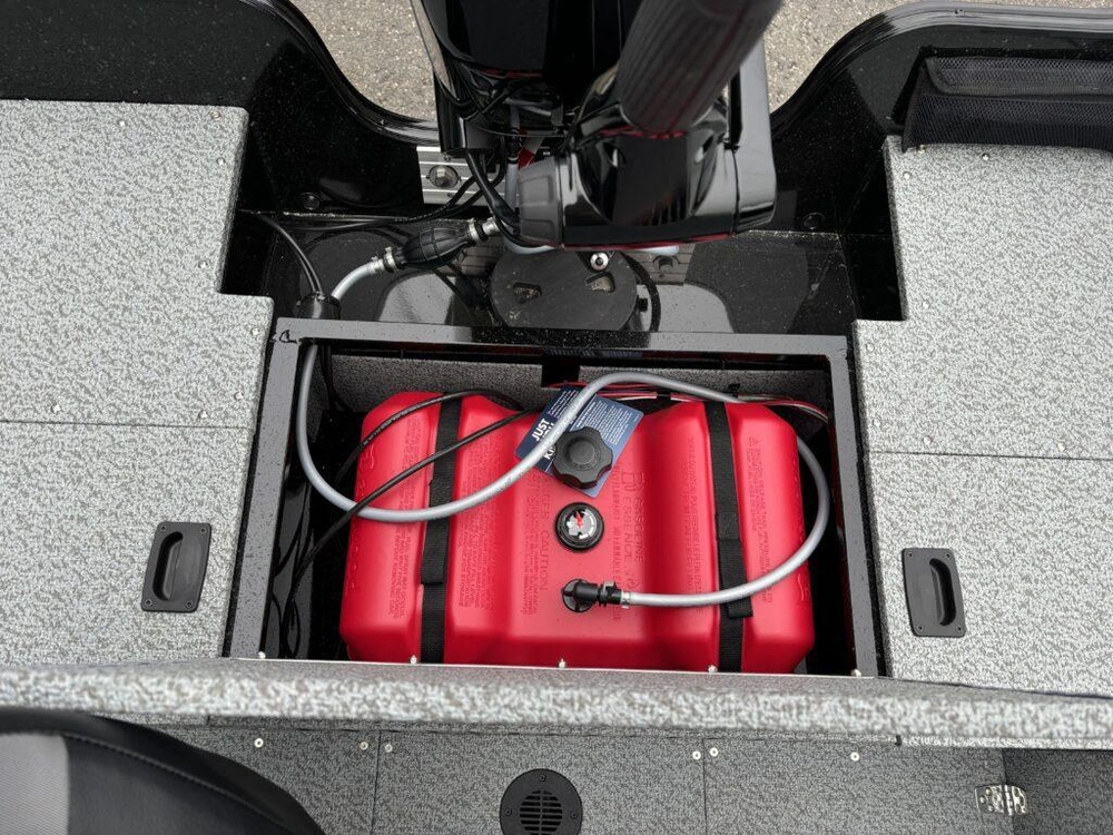 2025 Crestliner Crestliner Kodiak Tiller W 60hp & Deluxe Trailer alt