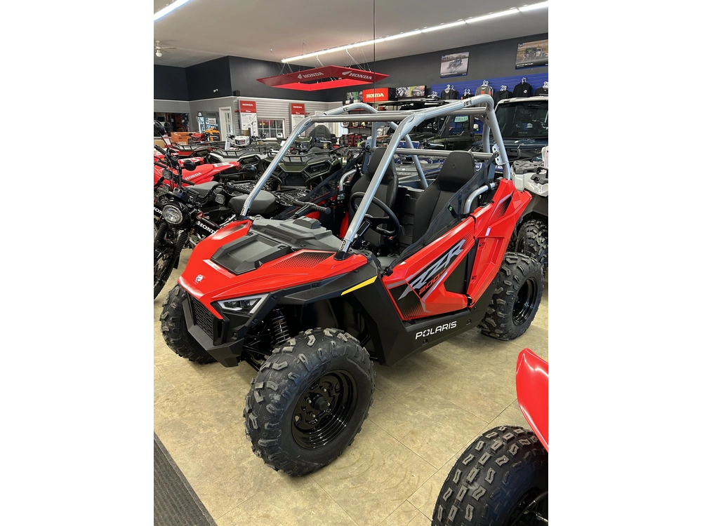 2026 Polaris 2026 Poalris Rzr 200 Efi Indy Red alt