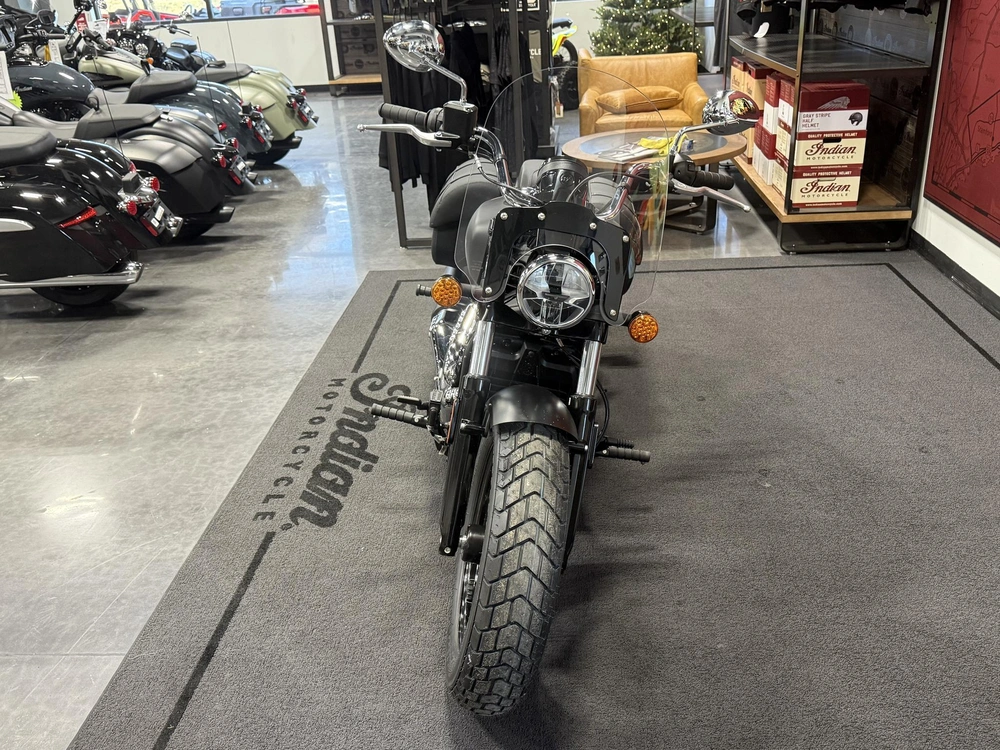 2025 Indian Motorcycle Super Scout, Blk Smk W/grfx, Tech, 49st Limited + Tech alt