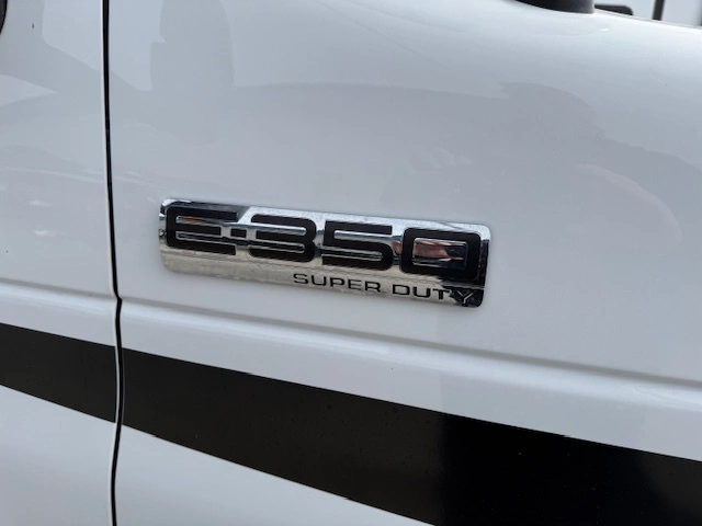 2021 Sunseeker 2350le alt