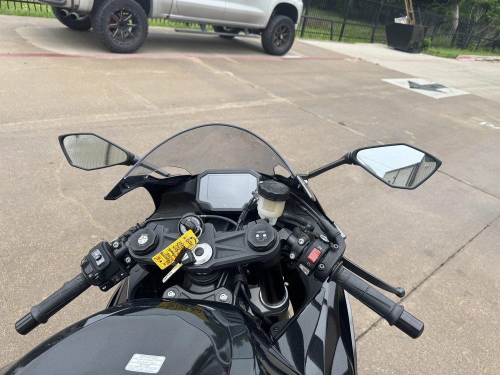 2026 Kawasaki Ninja® Zx™-6r Base alt