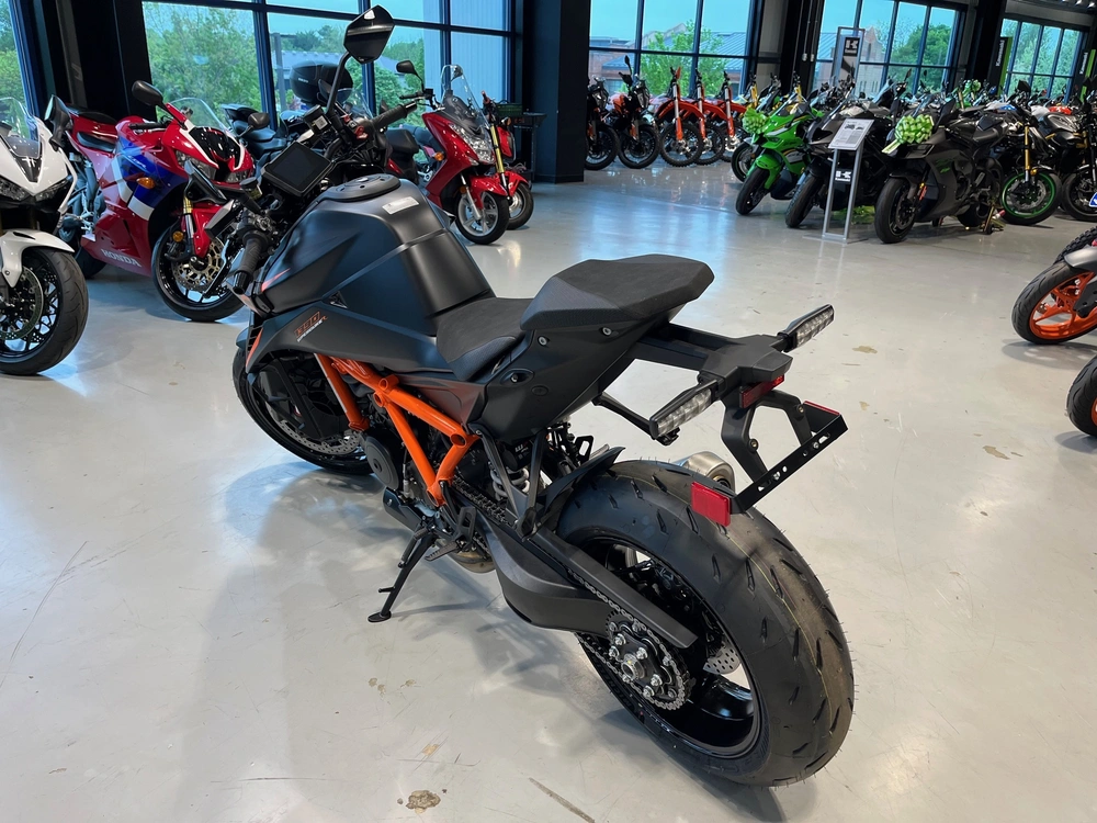 2026 Ktm 1390 Super Duke R Evo alt