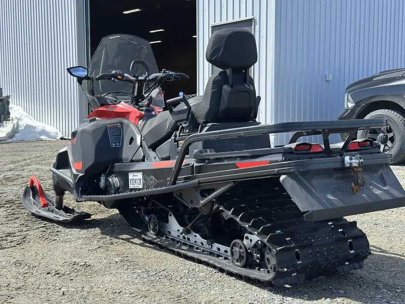 2021 Ski-Doo SKANDIC SWT 24 900 ACE