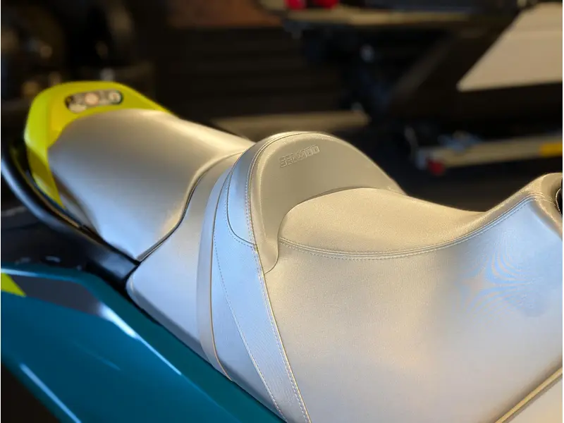 2026 Sea-Doo GTI 170 SE with Sound System - Teal Blue and Manta Green thumbnail 8