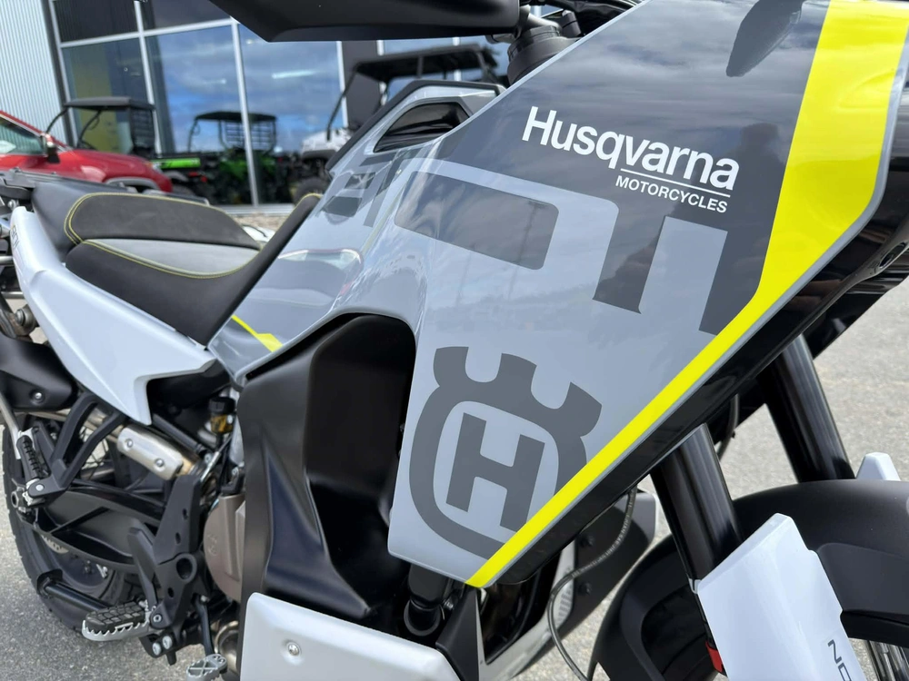 Husqvarna Norden 901 2024 alt