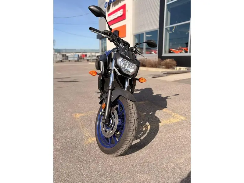 2020 Yamaha MT 07 thumbnail 3