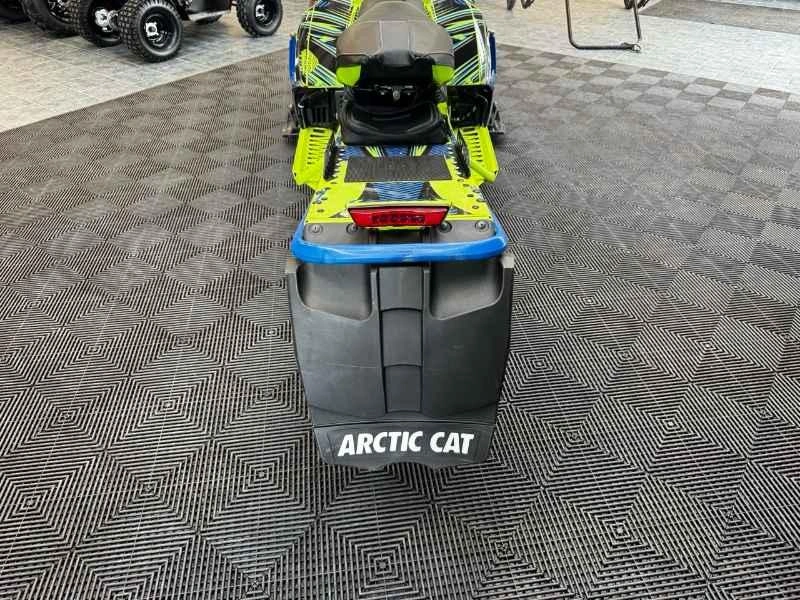 Arctic Cat Riot 8000 Qs3 146 2020 alt