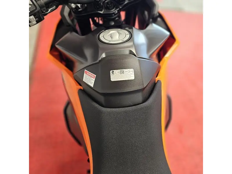 2026 KTM 790 ADVENTURE thumbnail 13