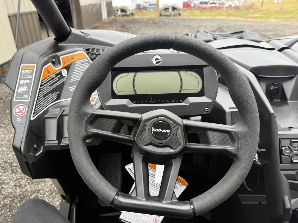 2025 Can-am Ssv Mav Xrs 72 Turbrr Bk Sas 25 X Rs Turbo Rr alt