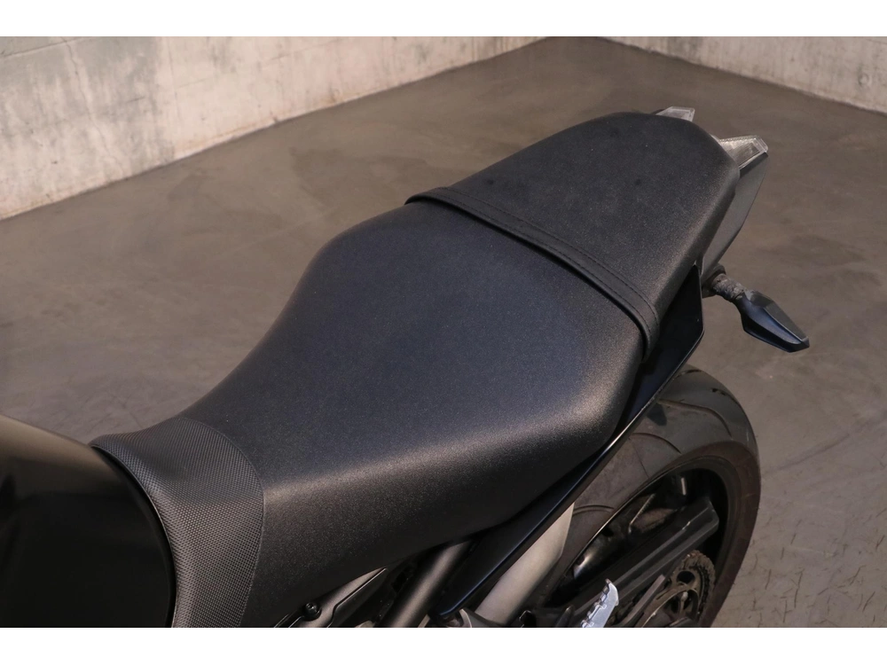 2020 Yamaha Mt-09 alt
