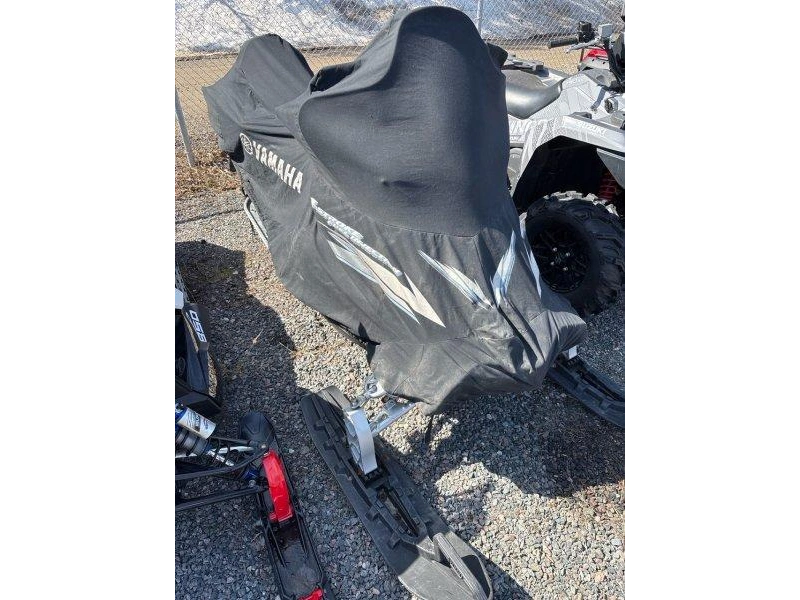 2014 Yamaha Venture Mp alt