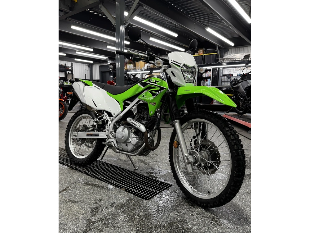 2023 Kawasaki Klx230s alt
