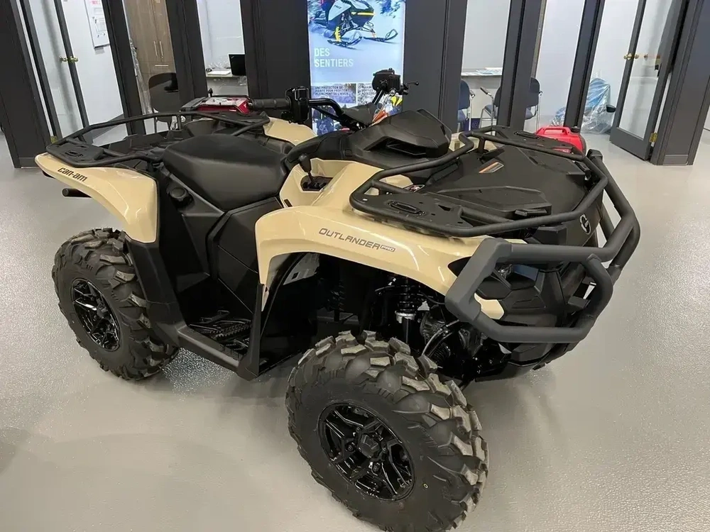 Can-am Outlander Pro Xu Hd7 2026 alt
