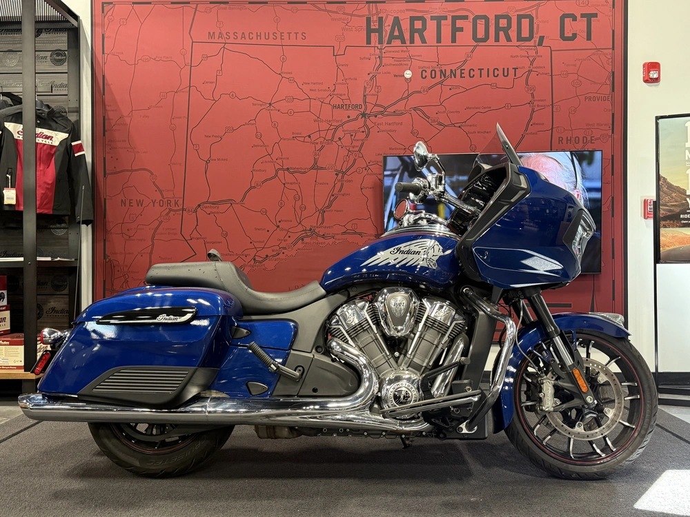 2021 Indian Motorcycle Challenger Limited, Deepwater Mtllc, 49st Limited alt