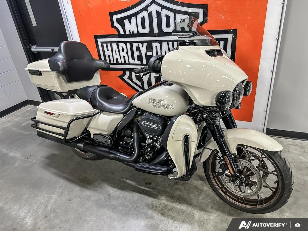 2023 Harley-davidson Flhxst alt