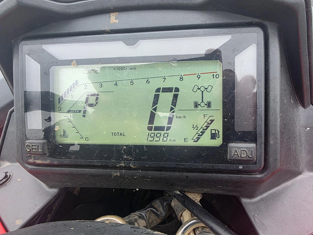 2022 Cfmoto Cforce 600 alt