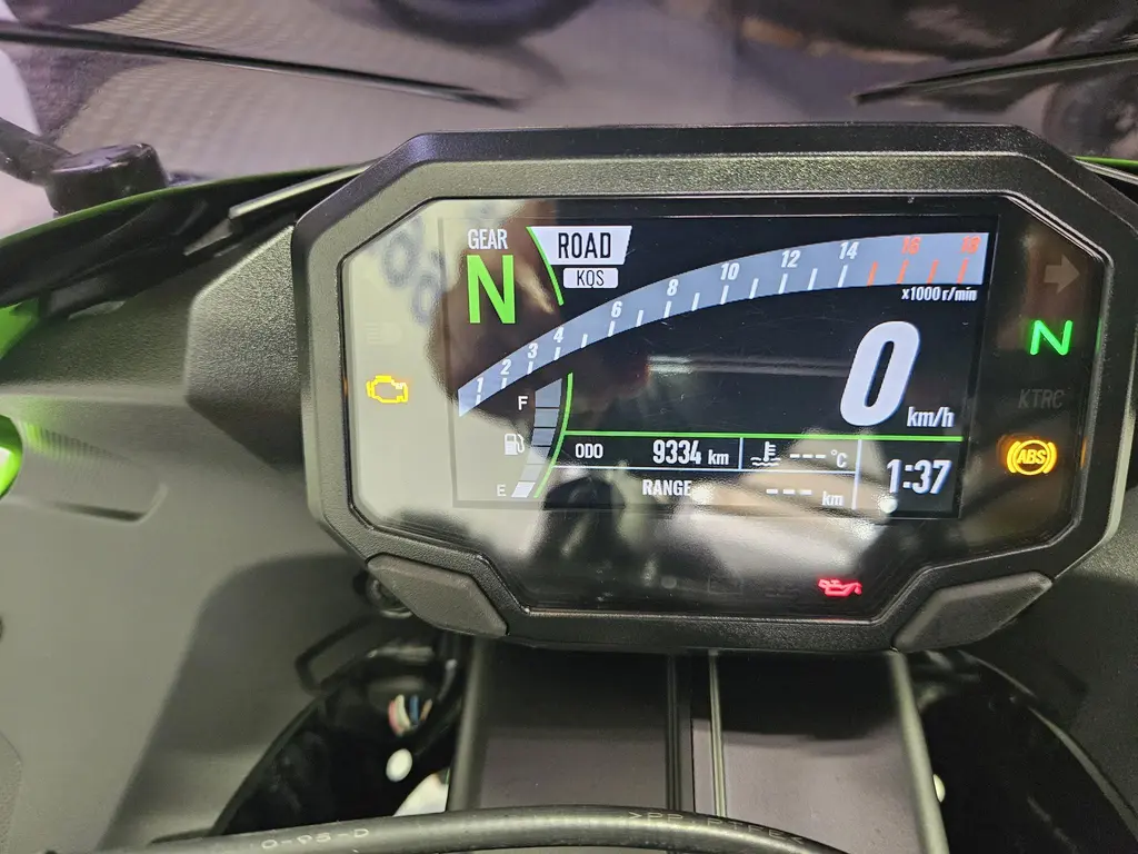 Used 2025 Kawasaki ZX636 ABS in Laval - Laval Moto