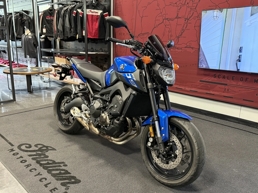 2016 Yamaha Fz 09 alt