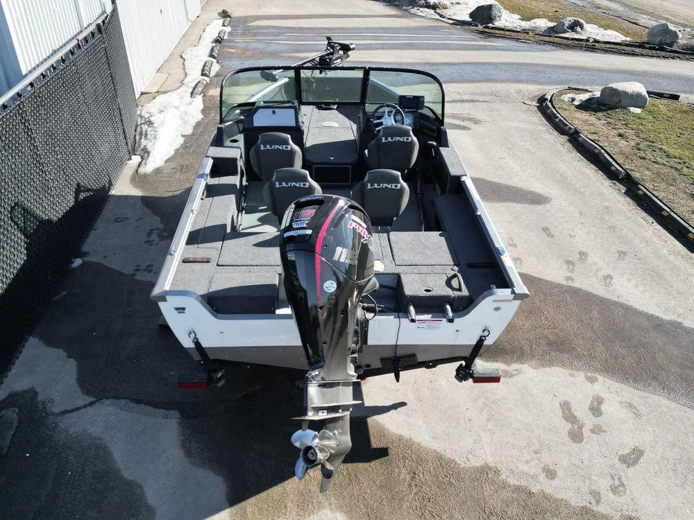 2025 Lund 1775 Impact Xs Sport alt