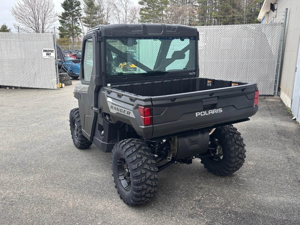 2027 Polaris Ranger Xp 1000 Cab alt