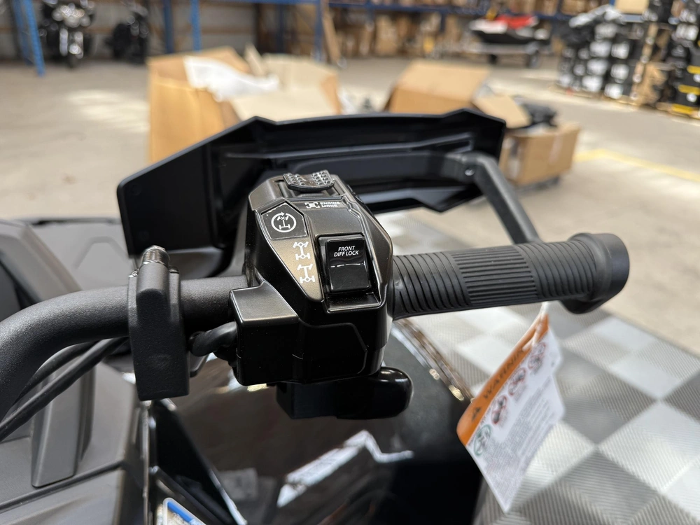 2026 Can-am Atv Outl Max 6x6 Bac 1000r Bk 26 Backcountry 1000r alt