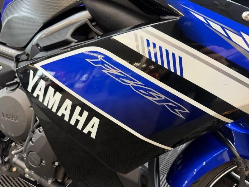 Yamaha Fz6r 2013 alt