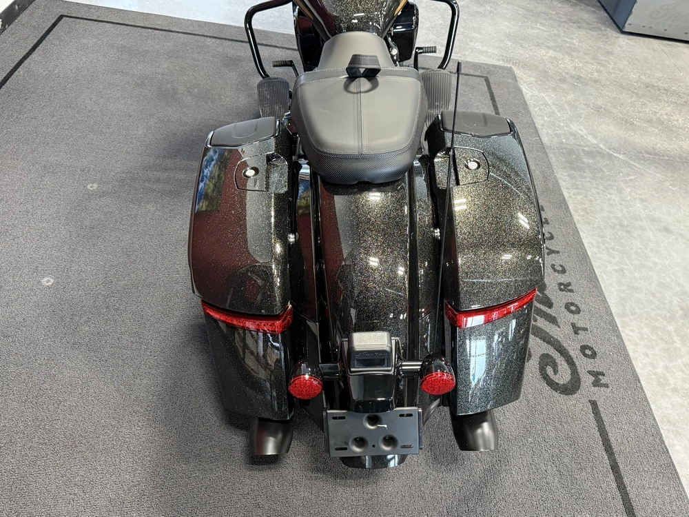 2026 Indian Motorcycle Chieftain Pp Dh 112, Blk/blk Crystal, 49st Dark Horse® With Powerband Audio Package alt