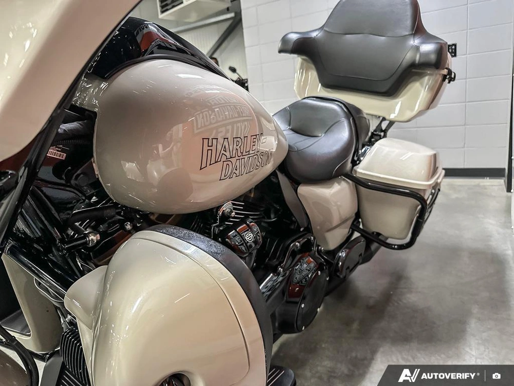2023 Harley-davidson Flhxst alt