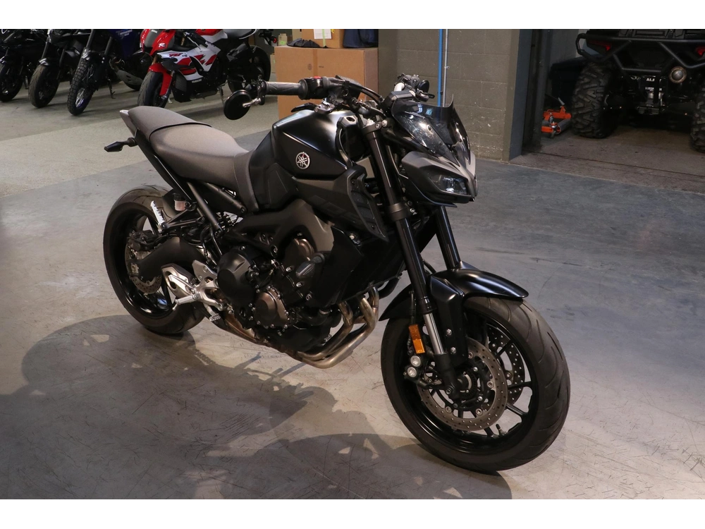 2020 Yamaha Mt-09 alt