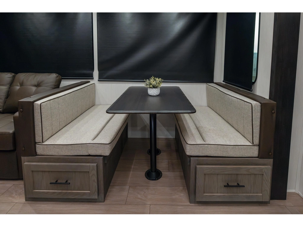 Arctic Wolf 3750 Suite 2026 alt