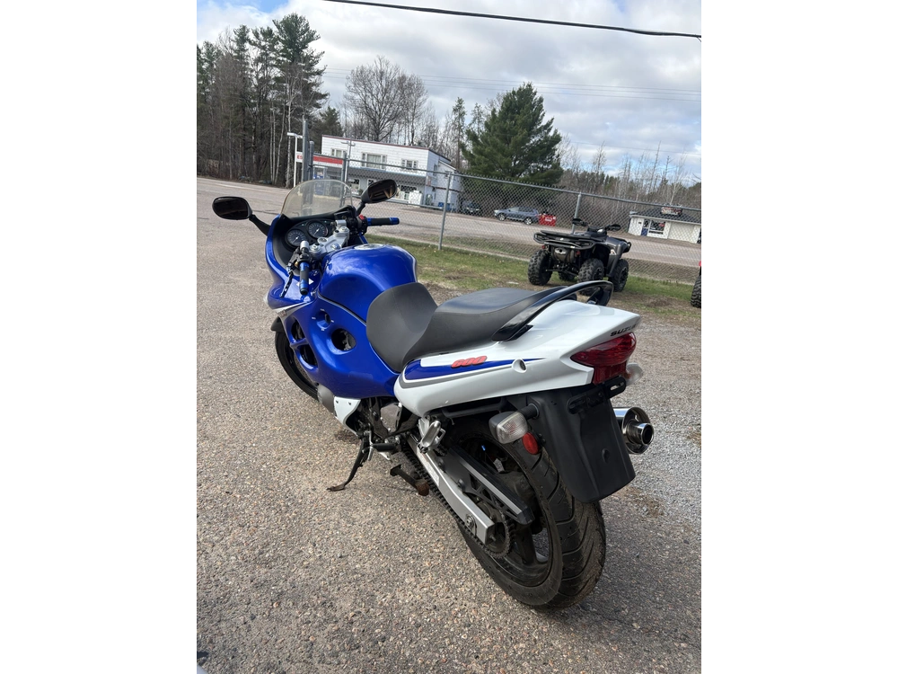 2006 Suzuki Gsx600 alt